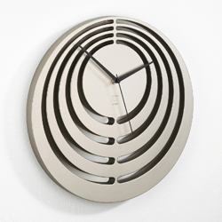 Hula Clock (Umbra)